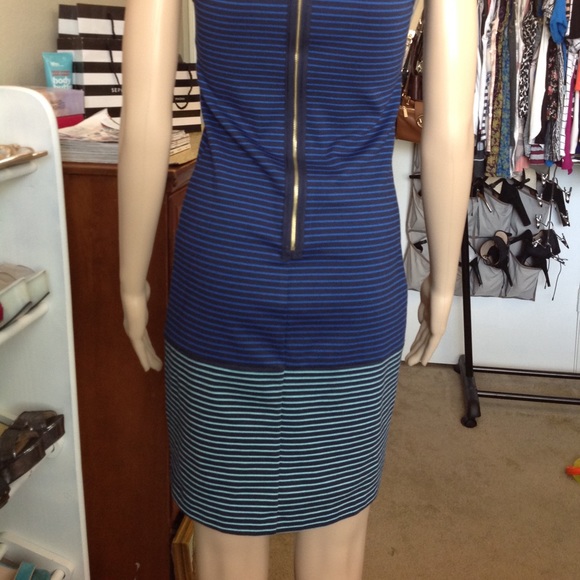 Color block with black pinstripe midi dress R012 - Picture 4 of 8